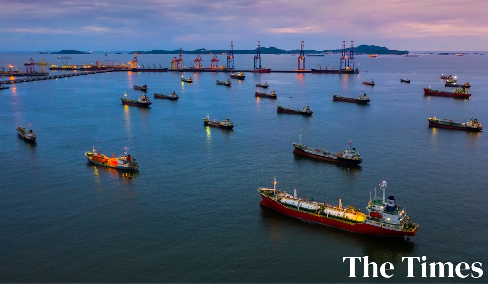 The Hormuz Strait is effectively closed