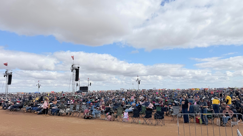 Brilliant sound and lighting at Mundi Mundi