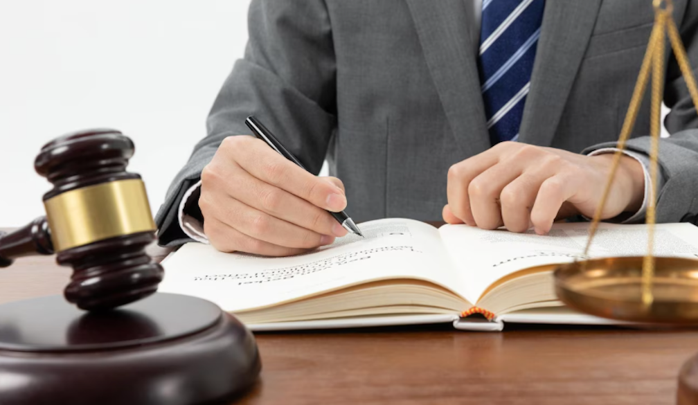 Lawyer