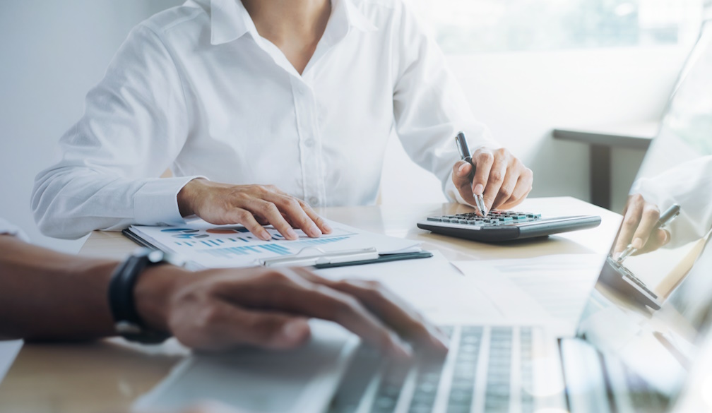 offshore accountant