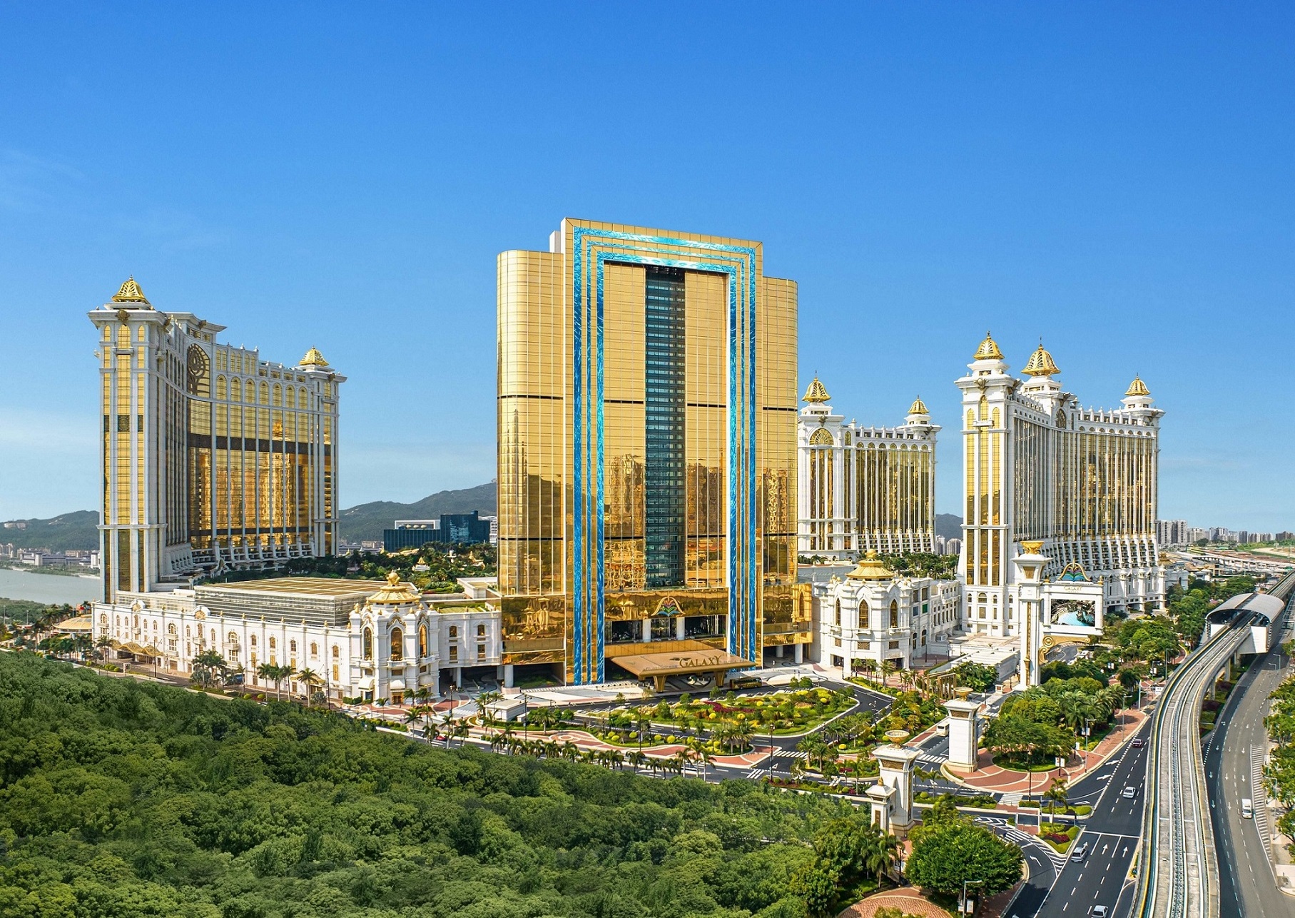 With the Symphony of Joy, Galaxy Macau’s festive season officially kicks off on November 28, inviting both locals and global visitors to partake in the symphony of joy at Galaxy Macau.