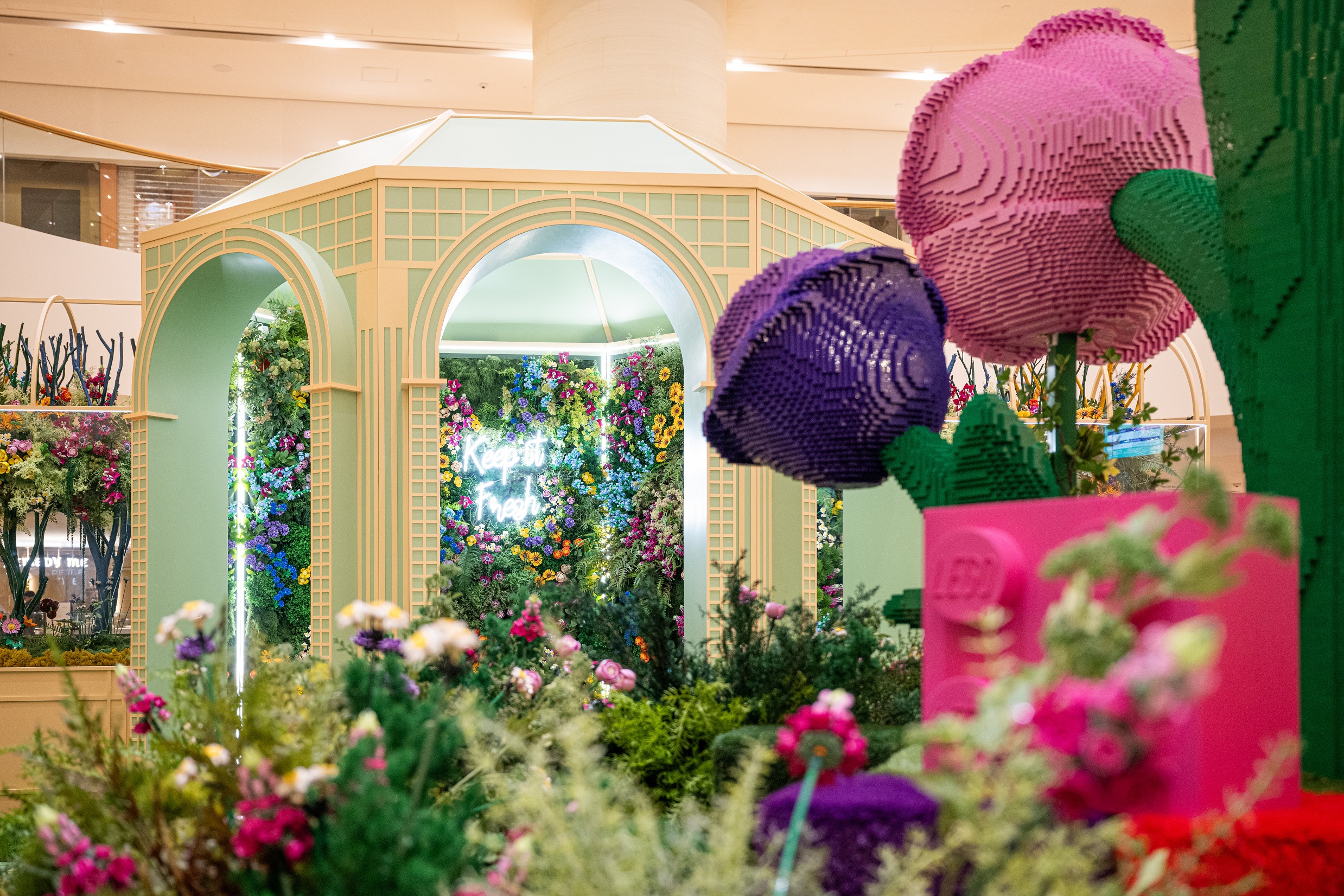 Pacific Place Where Bricks Bloom (2)
