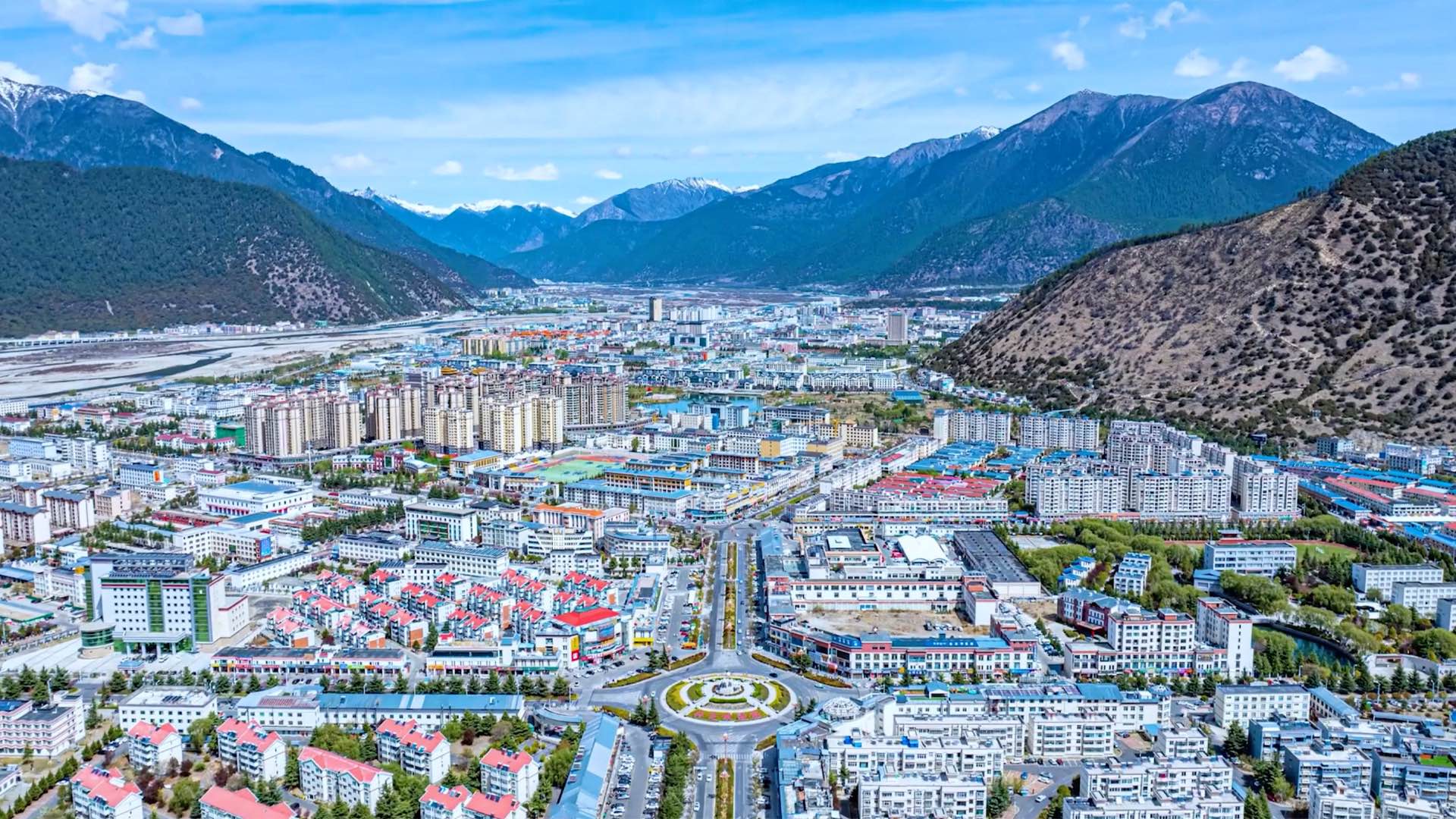 'Sky Roads' trace Xizang's journey from isolation to modernity