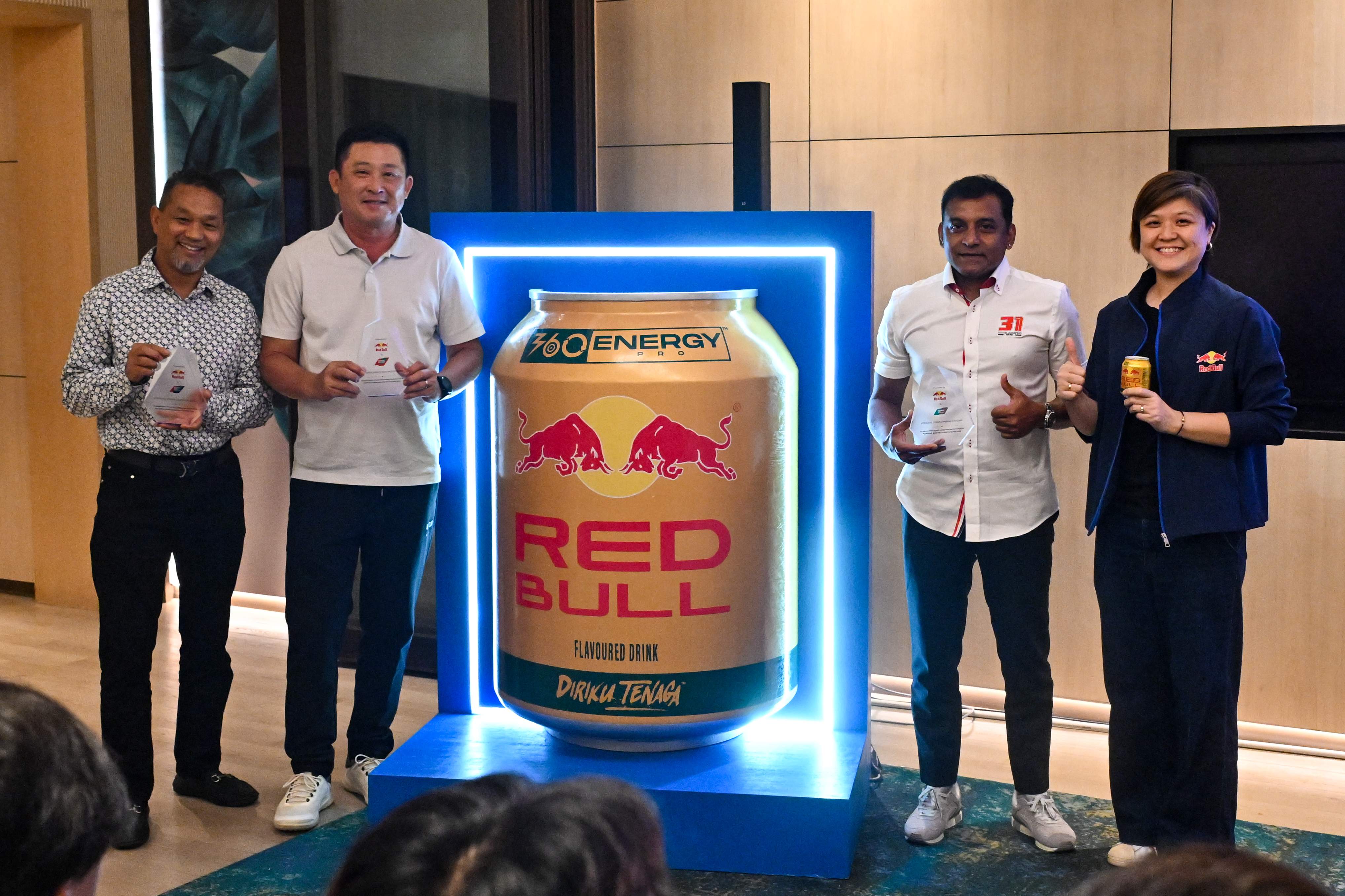From left: Mr Che Ku Jonaidi, CKJ Racing Team Owner; Mr. Yong Yin Hoe, Maju Motor Racing Team Owner; Mr. K. Sivanesan, 31 Racing Team Owner; and Adelene Tay, Head of Marketing of TCP Red Bull Malaysia