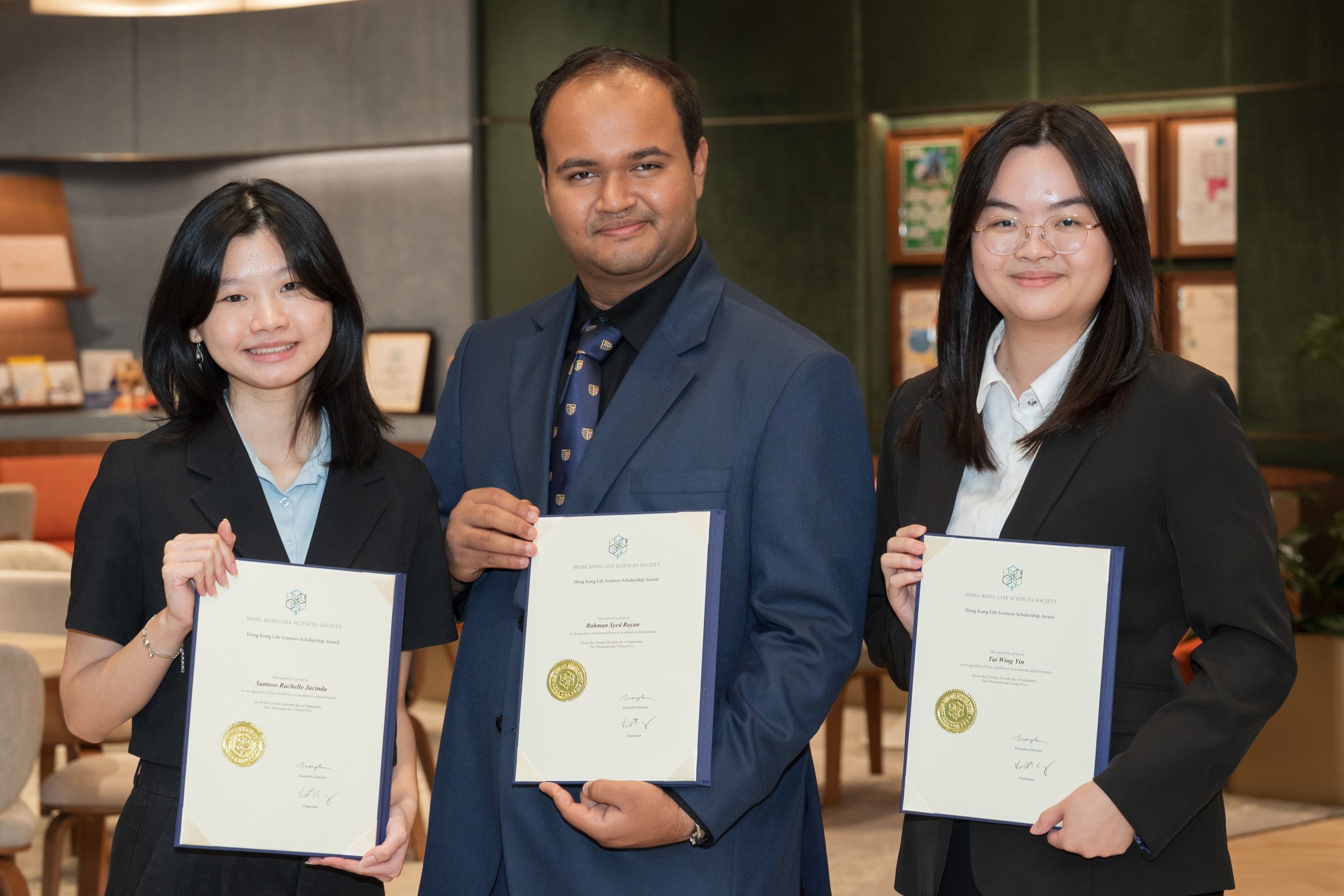 The awardees of Hong Kong Life Sciences Scholarship Awards 2025/26: (from left) SANTOSO Rachelle Jacinda, RAHMAN Syed Rayan, and TAI Wing Yin Vincy.