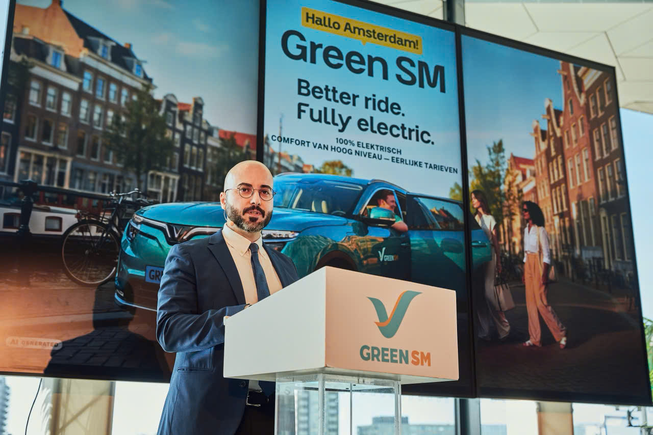 Mr. Richard Nabil Chahine, CEO of Green SM Europe, delivers welcome remarks at the Green SM soft launch event in Amsterdam.