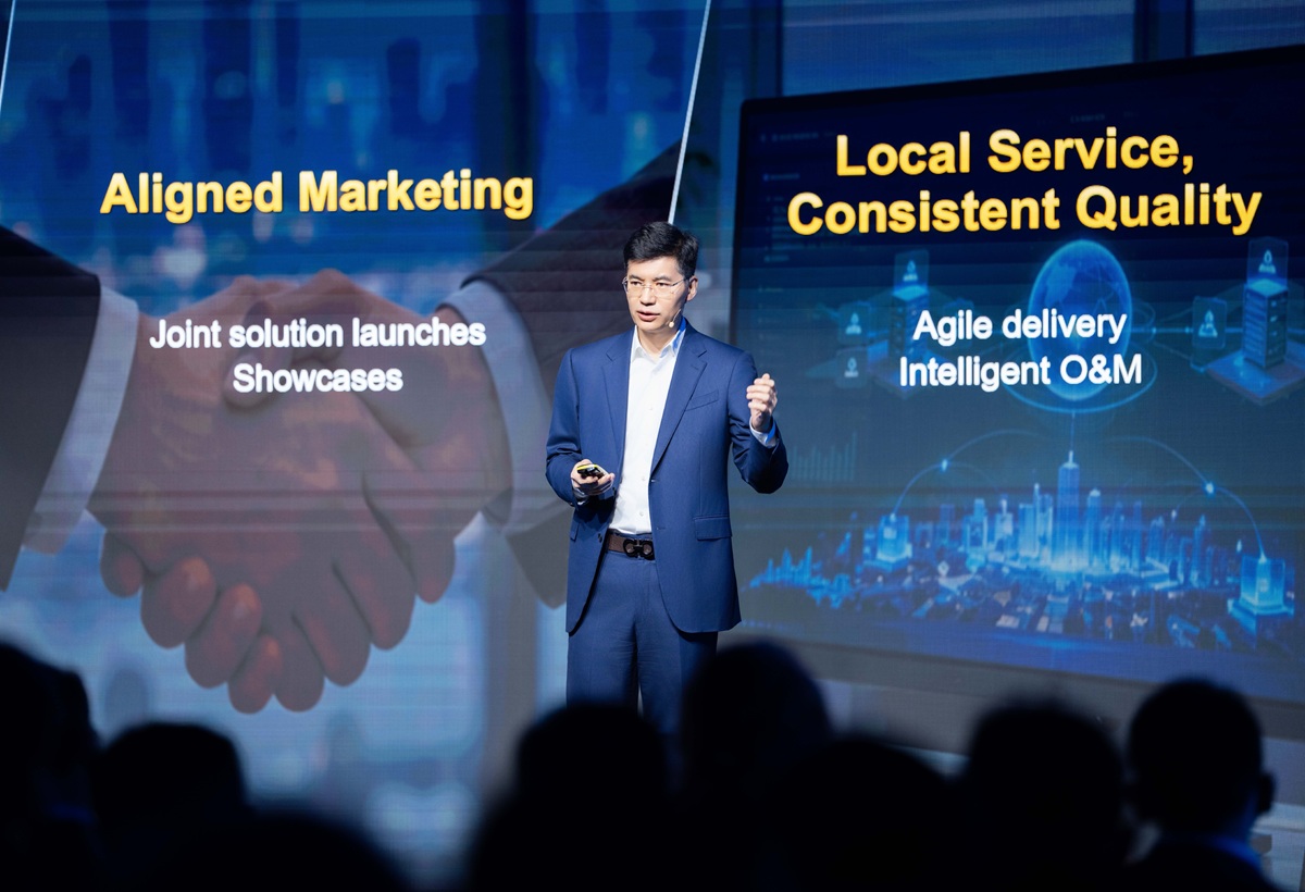 Leo Chen, Huawei's Senior Vice President and President of Enterprise Sales, delivering a keynote at Huawei Connect Europe 2026