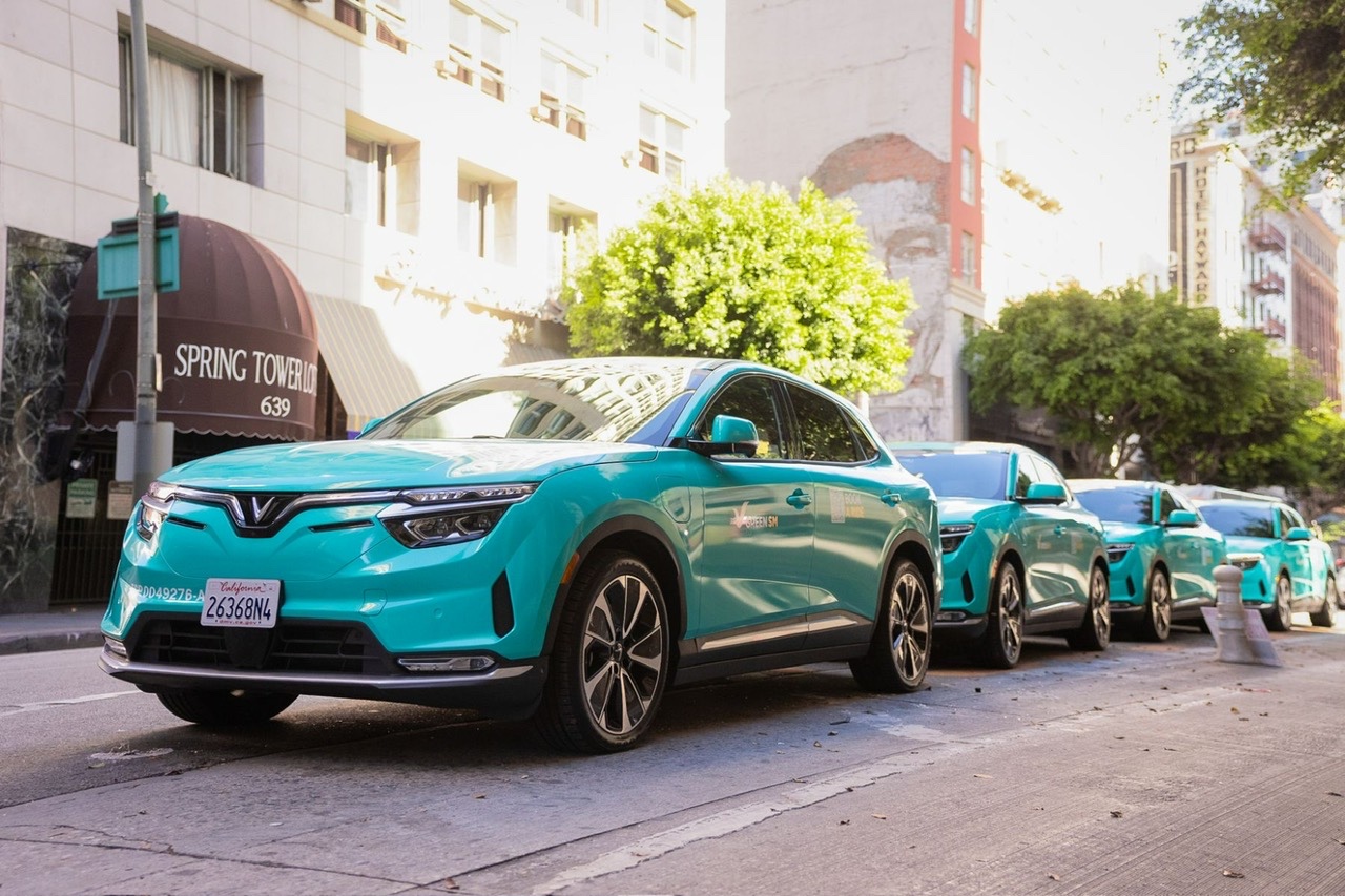 Green SM Officially Launches All-Electric Taxi Service in the U.S.